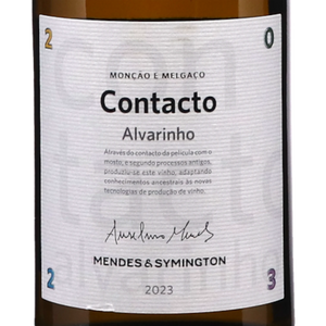 Shaws Iberian Contacto Alvarinho 2023 white wine, straw yellow with golden glimmers, citrus and floral notes, vegan.