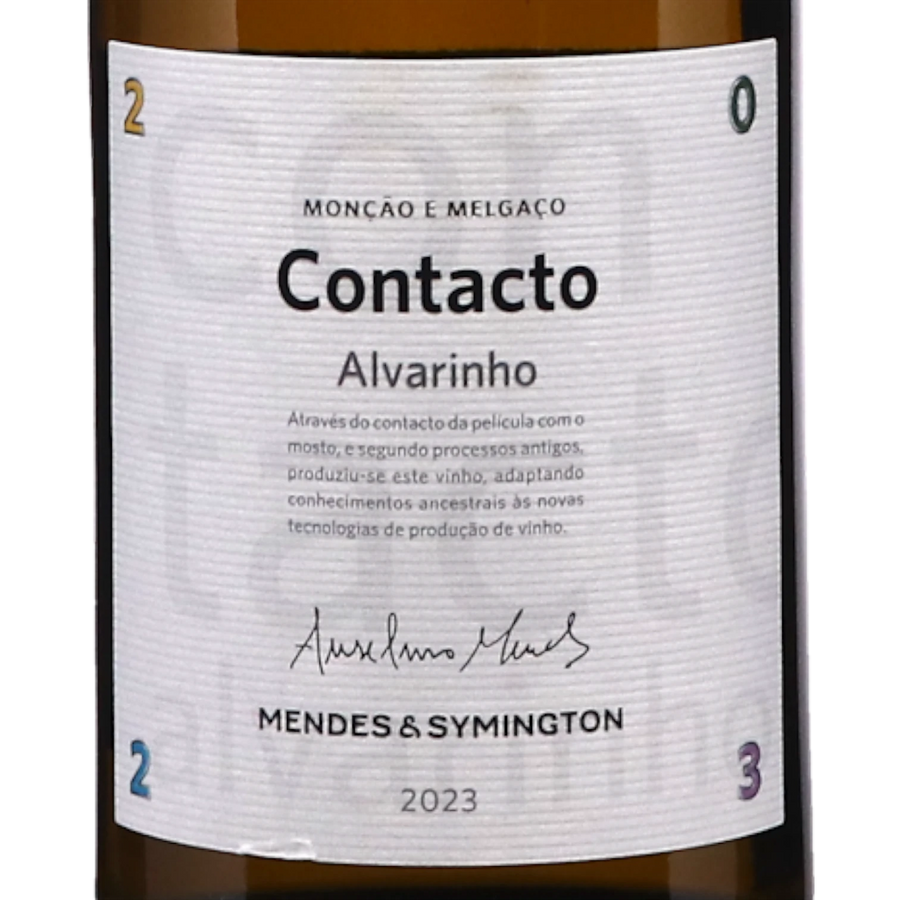 Shaws Iberian Contacto Alvarinho 2023 white wine, straw yellow with golden glimmers, citrus and floral notes, vegan.